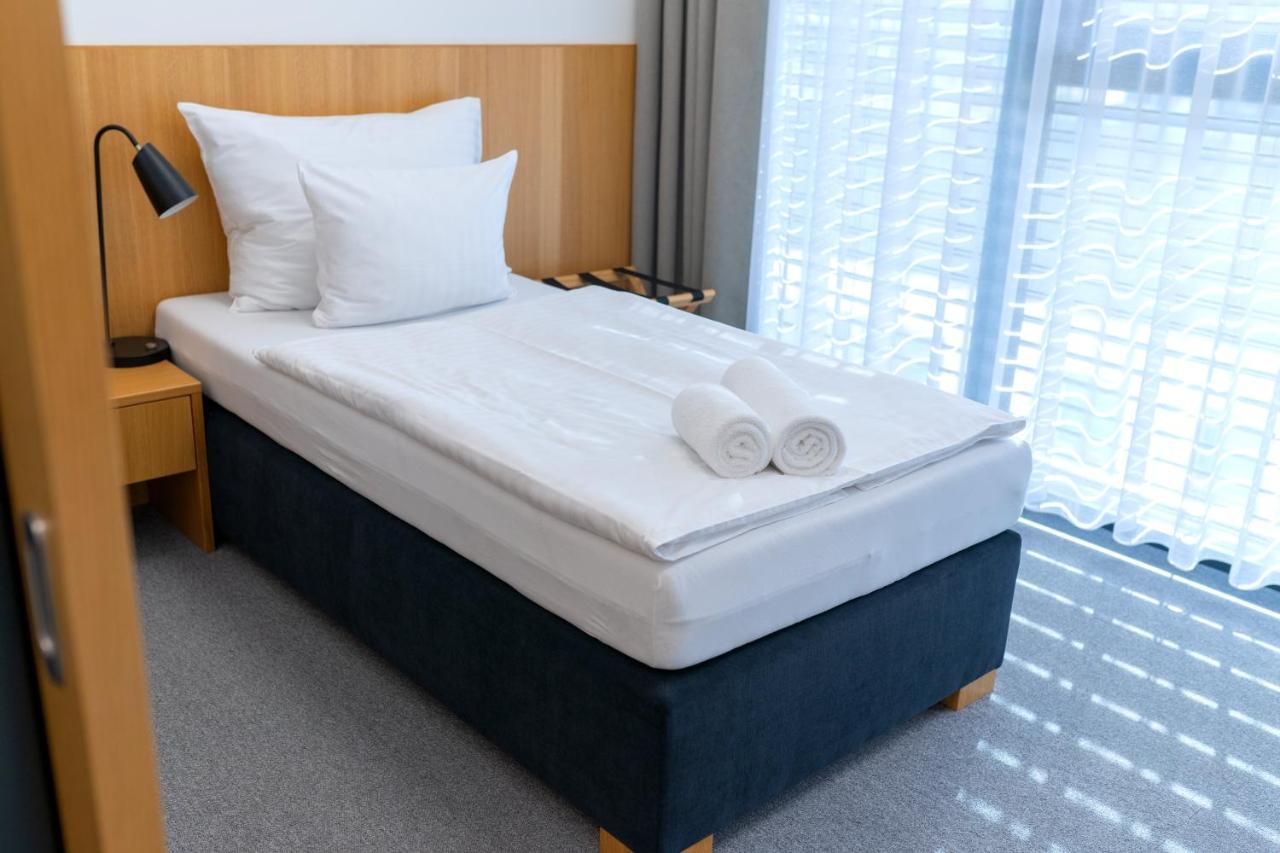 Hotel Smetanova Vsetín Exteriör bild